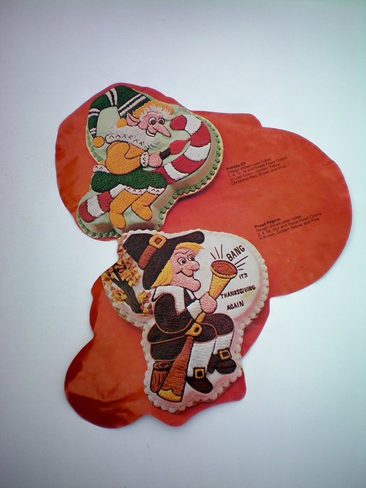Wilton High Flyin' Witch / Pilgrim / Elf Cake Pan N2
