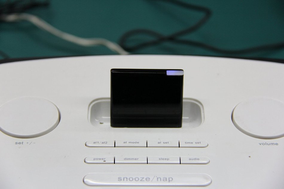 AGPtek Black Bluetooth wireless A2DP Music Audio Receiver Adapter for iPhone 5 iPod Touch 4