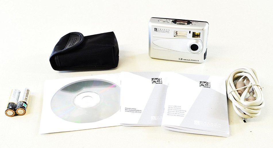 Oregon Scientific Ds6889 1.3 Mega Pixel Digital Camera With Zoom And Smart Media Expansion