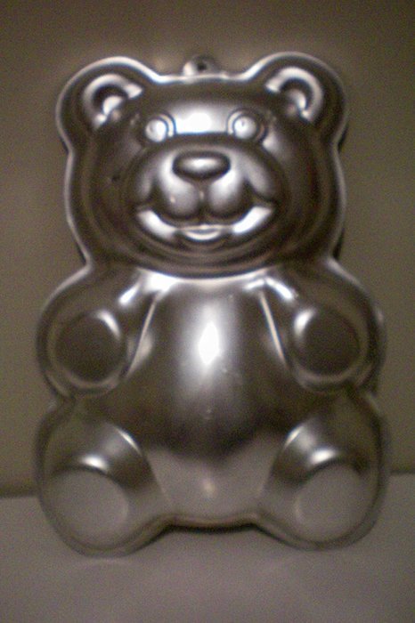 Wilton Teddy Bear Cake Pan -- RETIRED