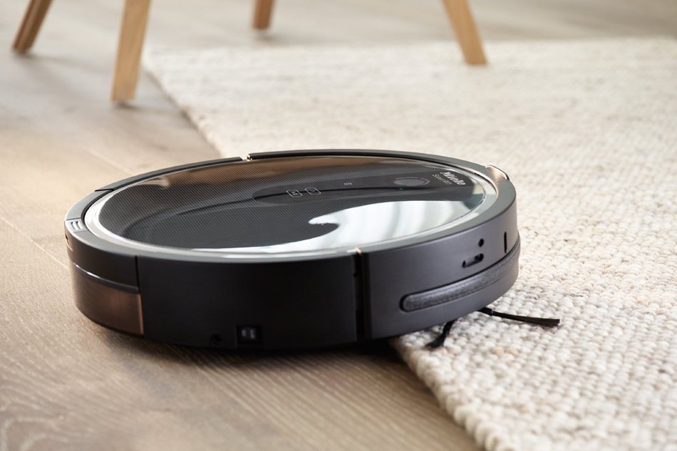 Miele RX1 Scout Robotic Vacuum Cleaner, Cleaning Robot (Complete Set) w/ Bonus: Premium Microfiber Cleaner Bundle N5