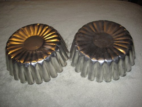SET OF 2 - Vintage Ekco Tin Flower 3x8 Inch Cake Baking Pan / Jell-o Mold N3