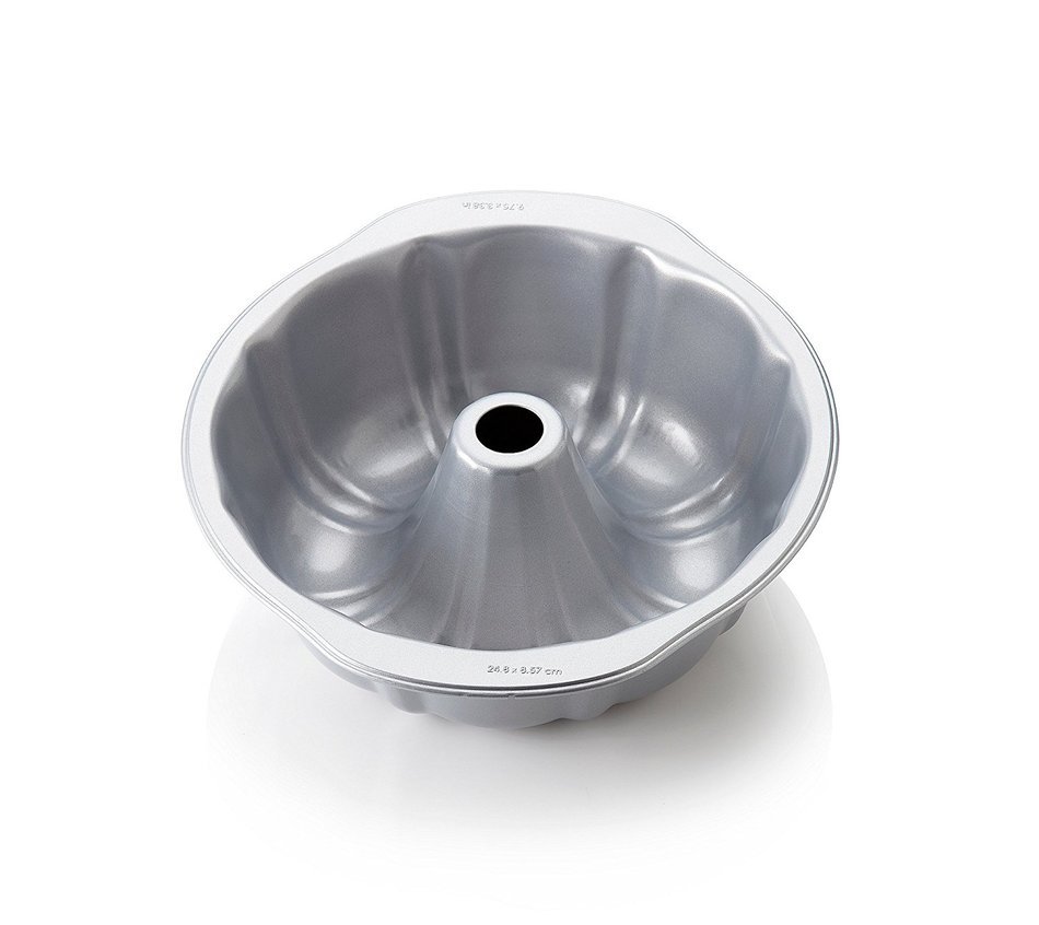 Chef's Quarters by Wilton 9" Fluted Pan