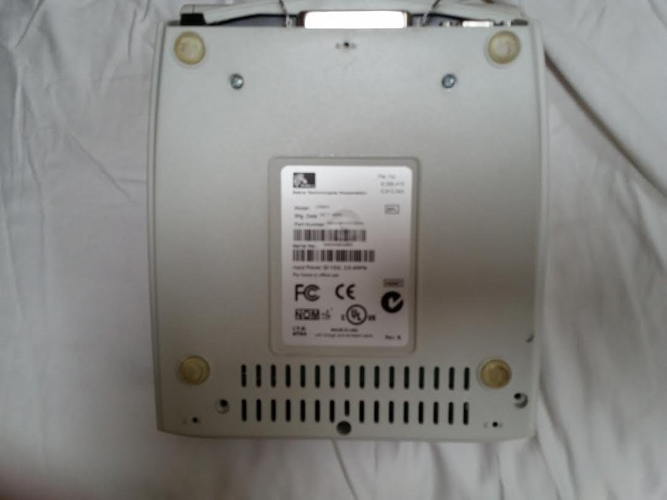 Zebra LP 2844 Direct Thermal Label Printer 203 DPI Serial USB Metal Tear Edge 256KB RAM 512KB Flash N3