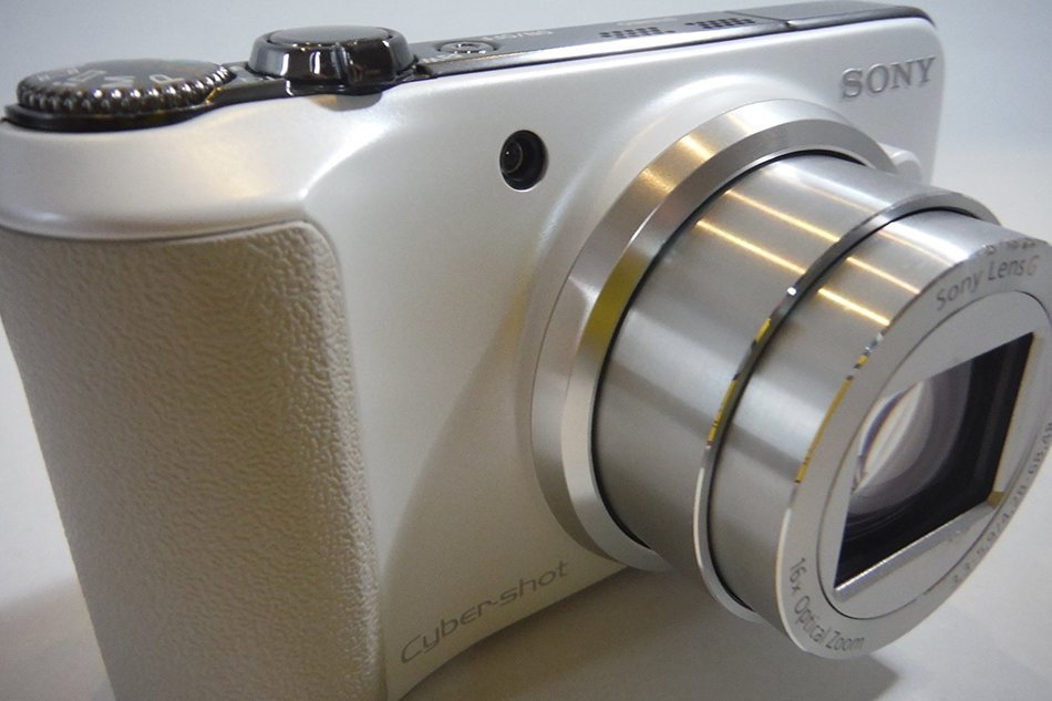 SONY Cyber-shot HX10V (18.2MP/x16 Optical zoom) White - International Version (No Warranty) N2