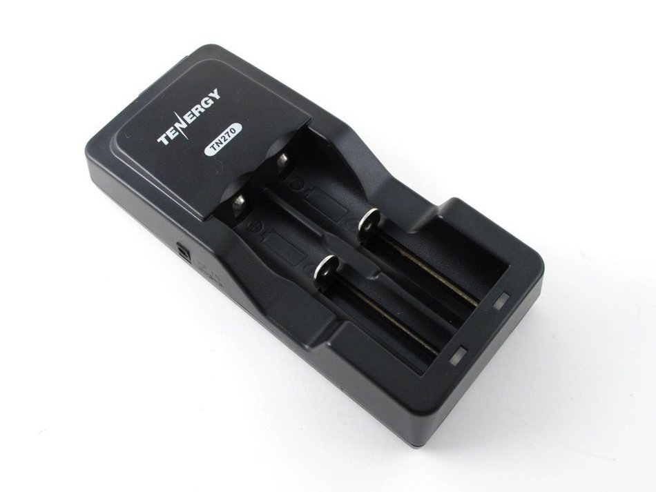 Tenergy TN270 Li-ion 18500/18650/14500 Fast Battery Charger