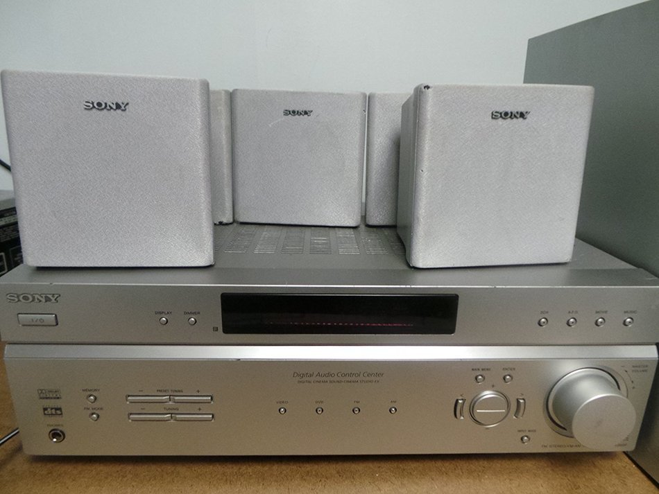 Sony STR-K660P Digital A/V Receiver (AM-FM) Complete Surround Sound System 5.1 N5