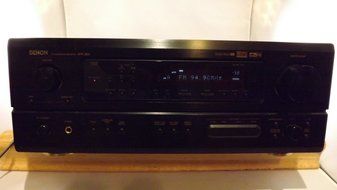 Denon AVR-1803 - A/V receiver with Dolby Digital EX, DTS-ES, and Pro Logic II (no remote) N5