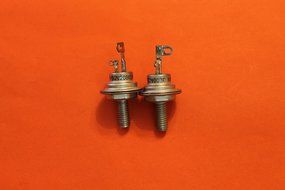Thyristor silicon 2U208G 400V 10A USSR 4 pcs