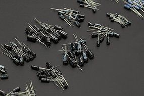 Aluminum Electrolytic Capacitor Pack-100 PCS