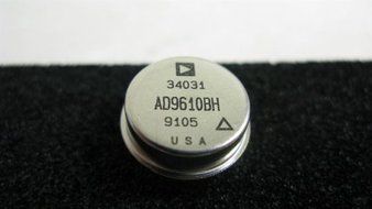 Analog Devices AD9610BH Wide Bandwidth Fast Settling Operational Amplifier