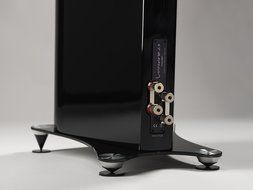 Sonus faber Venere 2.5 Floorstanding Speaker (Pair, White) N18