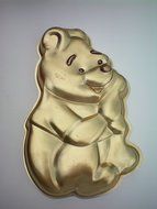 Wilton Pooh Bear Cake Pan -- RETIRED -- as shown
