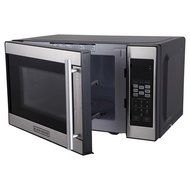 Black + Decker 0.7 Cu. Ft. 700 Watt Microwave Oven - Black EM720CPN-P N3