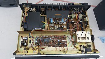 SANSUI 9090DB STEREO RECEIVER VINTAGE (1975-1979) 125 WPC(RMS) / 8 OHMS N5