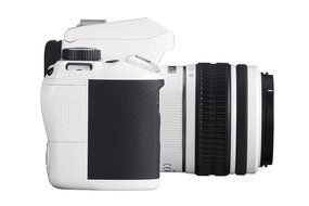Pentax K-r 12.4 MP Digital SLR Camera with 3.0-Inch LCD and 18-55mm f/3.5-5.6 Lens (White)