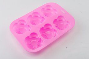 6 Cavity Multi-expression Winnie Cartoon Cake Cookie Mold N2