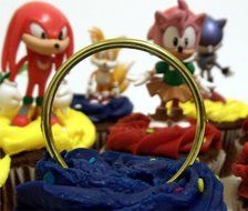 Classic SONIC THE HEDGEHOG Birthday CUPCAKE Topper Set Featuring Super Sonic, Amy Rose, Miles Tails Prower, Sonic... N2