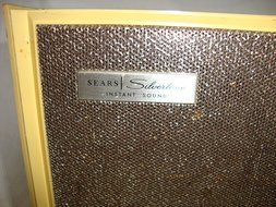 ANTIQUE SEARS SILVERTONE CLOCK RADIO N5