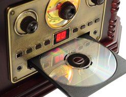 Pyle Turntable Record Player and Pre-Amplifier Package - PVNP4CD Vintage Phonograph Horn Turntable With CD, Cassette... N2