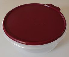 Tupperware Large Mixing Bowl in Bordeaux N2