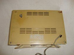 ANTIQUE SEARS SILVERTONE CLOCK RADIO N6