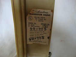 ANTIQUE SEARS SILVERTONE CLOCK RADIO N7