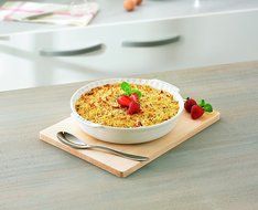 Pyrex 26 cm Round Stoneware Impressions Pie Dish with Handles, White N3