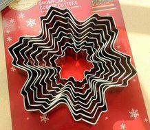 Set of 9 Nesting Stainless Steel Snowflake Cookie Cutters N5