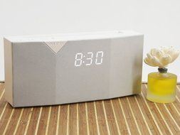 WITTI Design BEDDI Smart Radio Alarm Clock Speaker with Smart Home Integration, Black N6