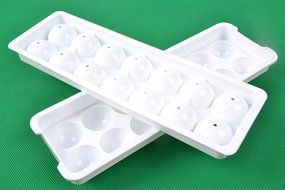 Ice Ball Mould Sphere Molds Cube Tray Maker Bricks Whiskey Cooktail Beverage (18 mold)