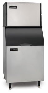 Ice-O-Matic ICE0606FW-B55PS 619 lb 30" Water-Cooled Full Cube Ice Machine w/ Storage Bin