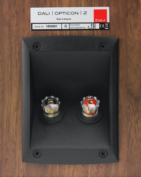 Dali Opticon 2 2-Way Bookshelf Speakers (Pair, Light Walnut) N2