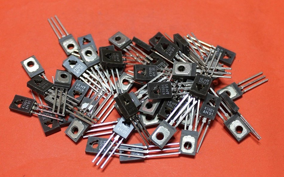 Transistors silicon KT601AM USSR 100 pcs