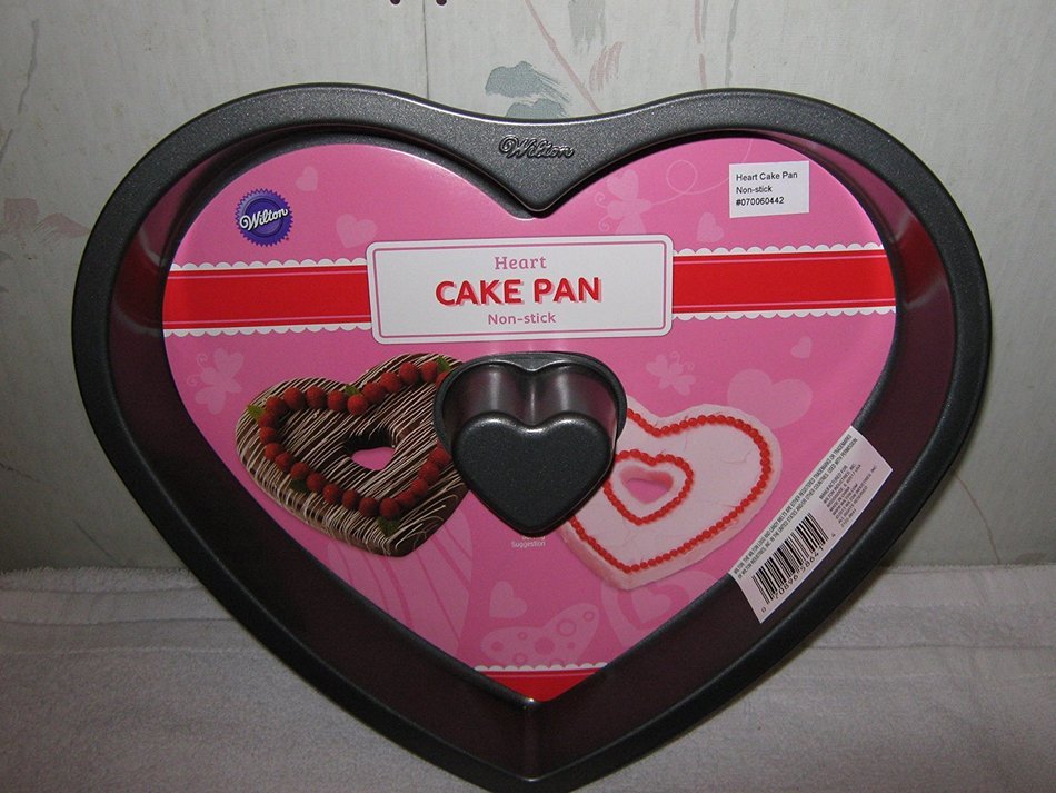 Wilton Non-stick Heart Cake Pan