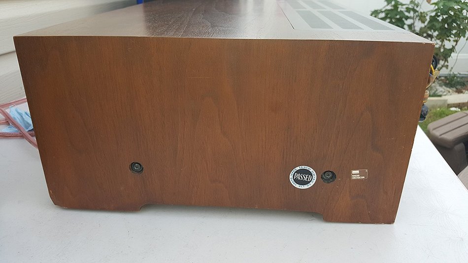 SANSUI 9090DB STEREO RECEIVER VINTAGE (1975-1979) 125 WPC(RMS) / 8 OHMS N8