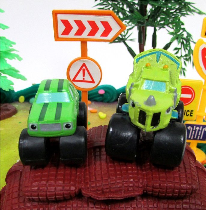BLAZE and the Monster Machines 22 Piece CAKE Topper Set Featuring 12 Blaze Figures and Decorative Themed Accessories... N7