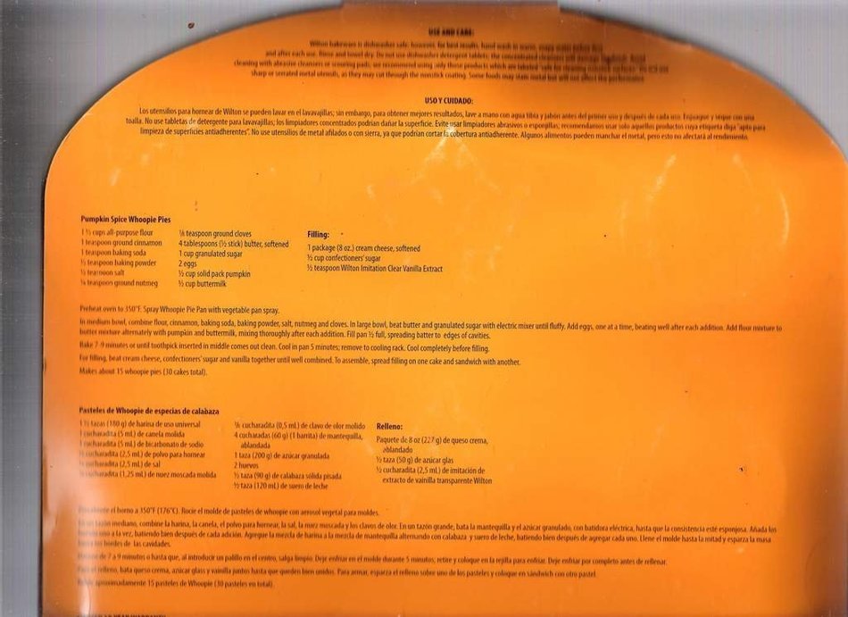 Fall Whoopie Pie Pan 12 Cavities By Wilton (Pumpkins, Leaves, Acorns) N4