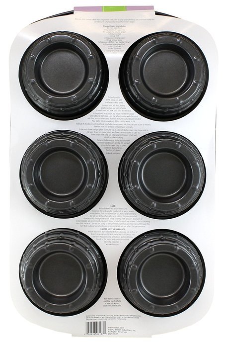 WILTON Non-Stick 6-Cavity Basket Cake Mold Pan N2