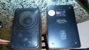 Realistic Minimus-7 Bookshelf Stereo Speakers N3