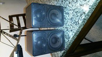Realistic Minimus-7 Bookshelf Stereo Speakers N4