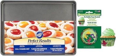 Dinosaurs Cupcake Creations Baking Cups &amp; Pan Set, W0109-9032