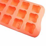 Sher Silicone 15 Holes Gift Boxes Shape Chocolate Tray for Festivals(Color Randoms) N3