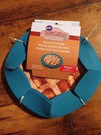 Wilton Adjustable Pie Shield