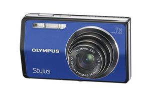 Olympus Stylus 7000 12 MP Digital Camera with 7x Optical Dual Image Stabilized Zoom and 3-Inch LCD (Blue) N7