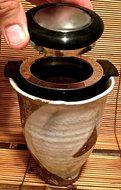 Wing-Tipped Stainless Steel Tea Strainer with Cover N2