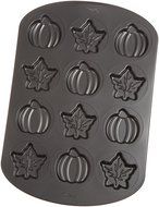 Wilton 2105-0693 12-Cavity Nonstick Square Treat Cake Pan N4