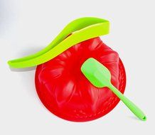 chef habitu&eacute;- Deluxe Set of Silicone Round Bundt Cake Pans in 2 Designs Baking Mold Sets - Includes Red Silicone... N6