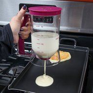 Cupcake Pancake Batter Dispenser Baking Tool Muffin Jug Pastry Cup Waffles Mix N2