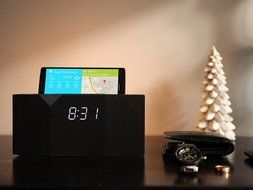 WITTI Design BEDDI Smart Radio Alarm Clock Speaker with Smart Home Integration, Black N23